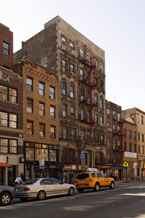 60-62 2nd Ave in New York, NY - Foto de edificio