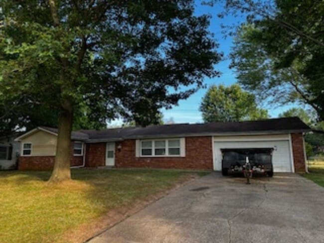 property at 802 E Morningside St