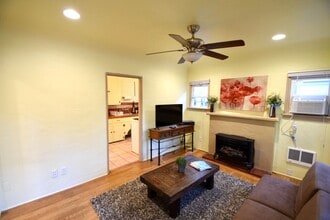 4637-4645 Park Blvd in San Diego, CA - Building Photo - Building Photo