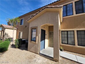 2151 Hussium Hills St in Las Vegas, NV - Building Photo - Building Photo