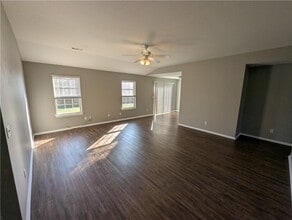 840 Ash Ct in Siloam Springs, AR - Foto de edificio - Building Photo