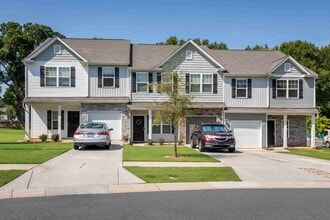 The Grove Residences in Charlotte, NC - Foto de edificio - Building Photo