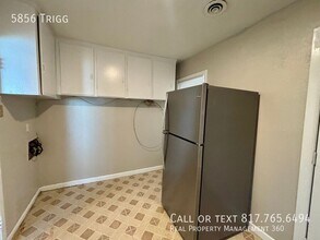 5856 Trigg Dr in Westworth Village, TX - Foto de edificio - Building Photo