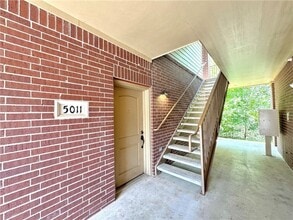 1915 Dartmouth St, Unit 5012 in College Station, TX - Foto de edificio - Building Photo