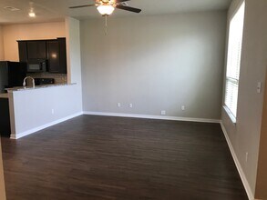 2023 Viva Rd in Bryan, TX - Building Photo - Building Photo