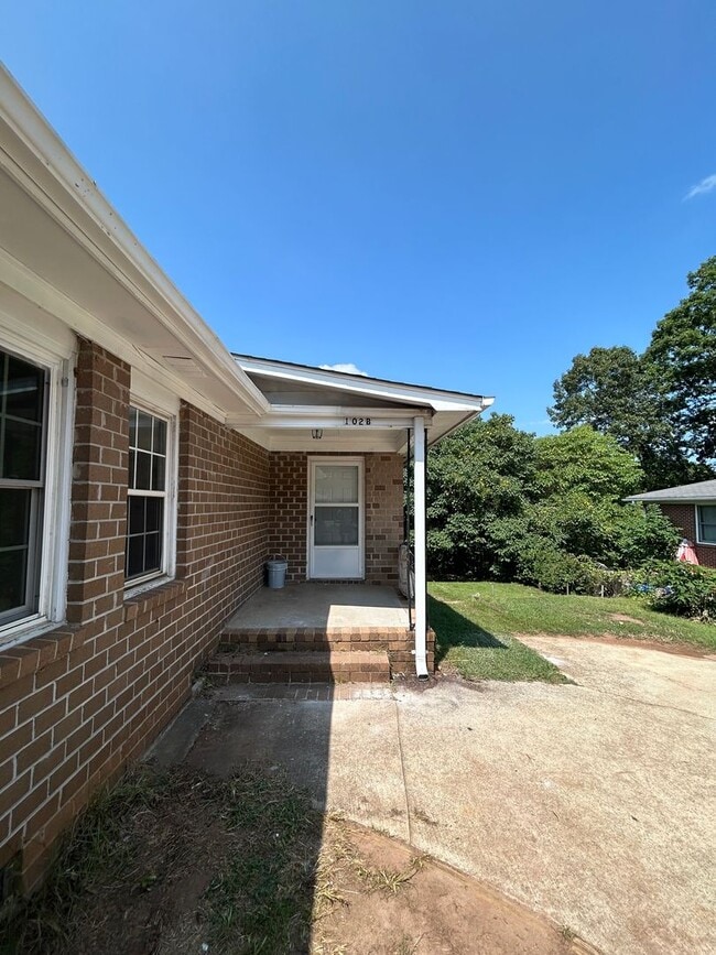property at 102 Bruce St
