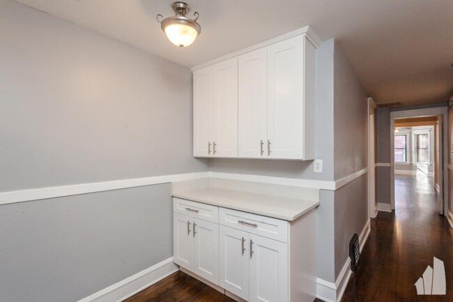 3253 N Kenmore Ave in Chicago, IL - Building Photo - Building Photo