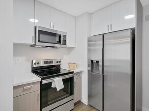 The CitiZen at 3316 W. Carson Street in Torrance, CA - Building Photo - Building Photo