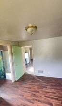 1701-1701 Allen Creek Rd in Grants Pass, OR - Building Photo - Building Photo