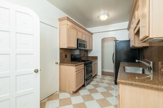 2275 Broadway in San Francisco, CA - Foto de edificio - Building Photo