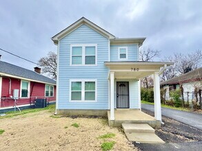 780 Woodlawn St in Memphis, TN - Building Photo - Building Photo