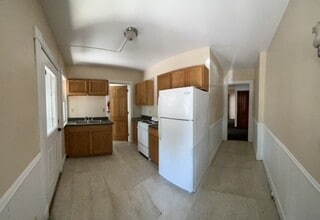 9 Hickok Pl in Burlington, VT - Building Photo - Building Photo