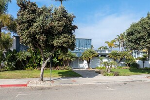 La Cabana in Carpinteria, CA - Building Photo