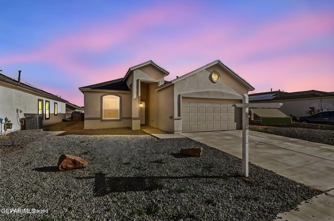 property at 924 Coyote Melon Dr