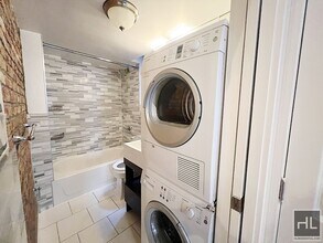 East 32nd Street, Unit 3D in New York, NY - Foto de edificio - Building Photo