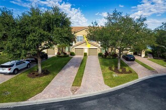 3111 Cottonwood Bend in Ft. Myers, FL - Building Photo - Building Photo