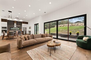 14707 Little Fox Trail in Austin, TX - Building Photo