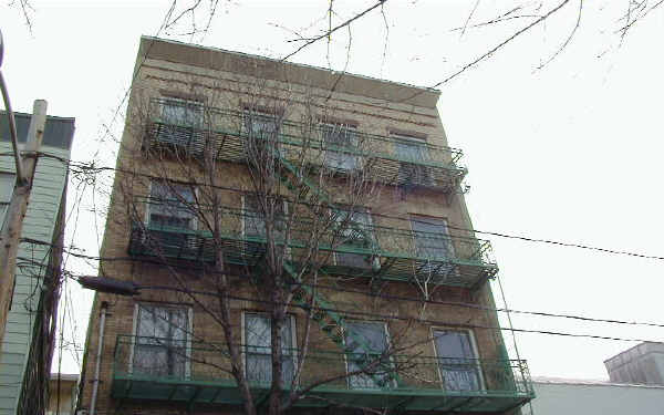 96 Jackson St in Newark, NJ - Foto de edificio - Building Photo