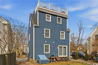7 Bacheller St in Newport, RI - Building Photo - Building Photo