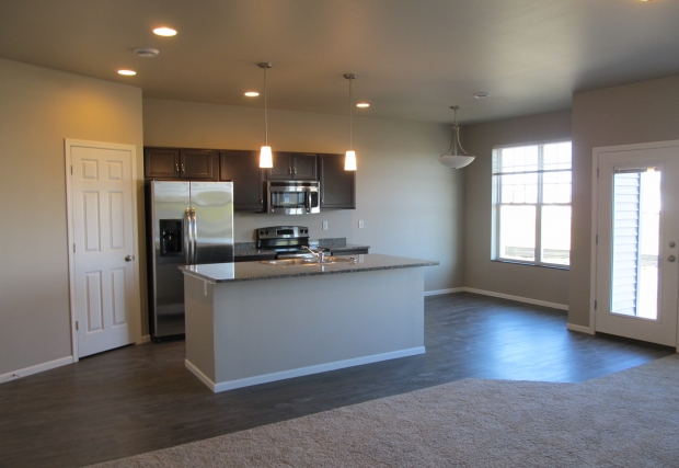 Townhomes at Stonemill in Moorhead, MN - Building Photo - Interior Photo