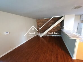 5948 Walerga Rd in Sacramento, CA - Building Photo - Building Photo