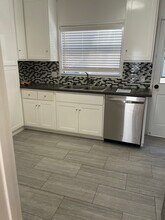 453 30th St in Hermosa Beach, CA - Building Photo - Building Photo