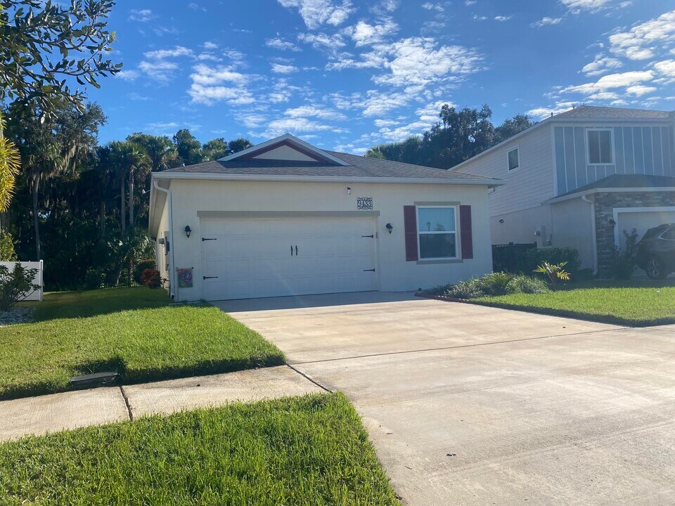 9433 Ligorio Wy in Port St. Lucie, FL - Building Photo