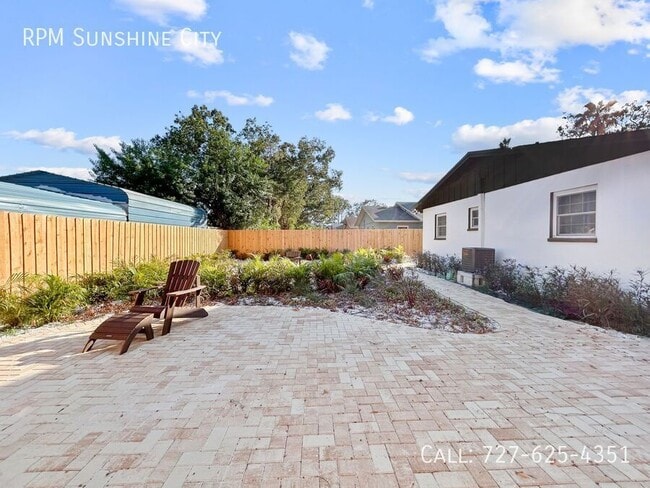 6602 S Faul St in Tampa, FL - Foto de edificio - Building Photo