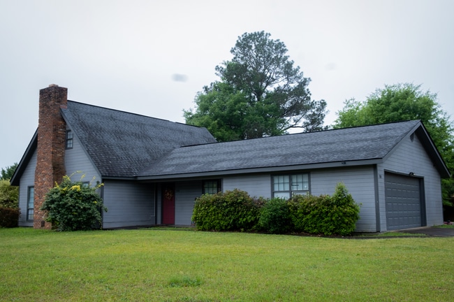 300 Esplanade Dr in Warner Robins, GA - Building Photo - Building Photo