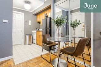 247 E 33rd St-Unit -1A in New York, NY - Building Photo - Building Photo
