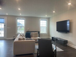 4201 Spruce Rd in Gibsonia, PA - Building Photo - Building Photo