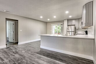 2823 Stanford Rd in Fort Collins, CO - Building Photo - Building Photo