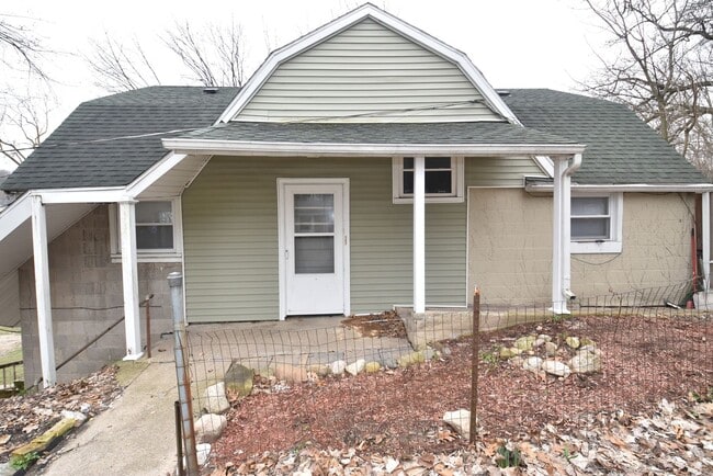 property at 1311 Montgomery Rd