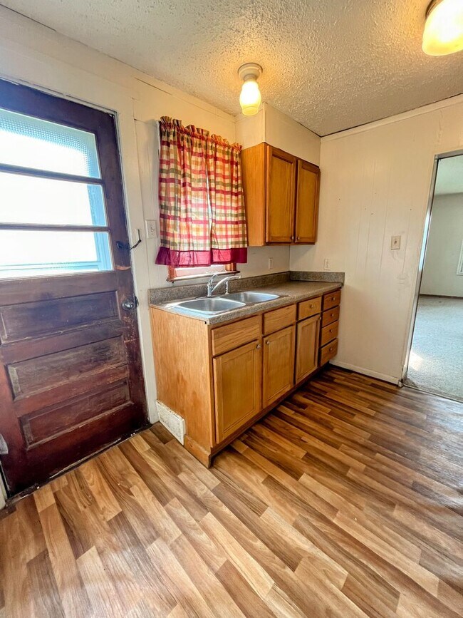 property at 104 Sycamore St