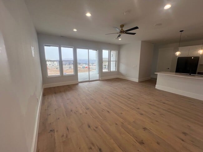 1464 S 920 E in Salem, UT - Building Photo - Building Photo