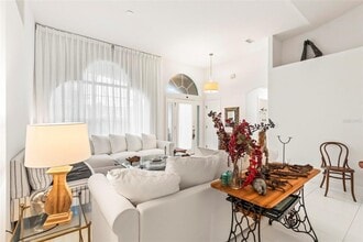 38 Firethorn Ln in Palm Coast, FL - Foto de edificio - Building Photo