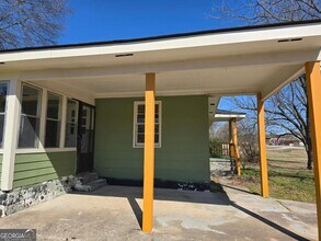 2101 Hwy 81 in Oxford, GA - Building Photo - Building Photo