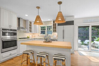 2421 Noyack Rd in Southampton, NY - Building Photo - Building Photo