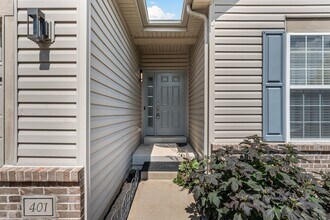 401 Newkirk Cir in St. Peters, MO - Building Photo - Building Photo