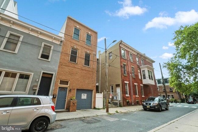 2140 Pemberton St in Philadelphia, PA - Building Photo - Building Photo