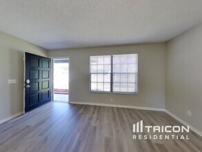 2159 Acorn Manor in Middleburg, FL - Building Photo - Building Photo