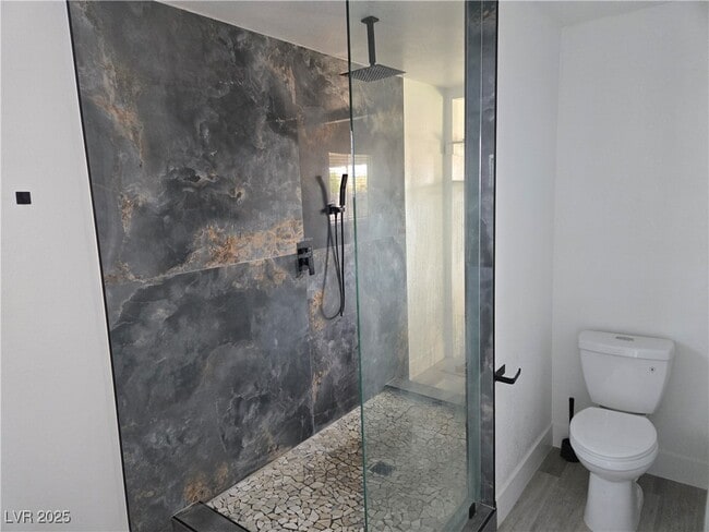 property at 1405 Termas