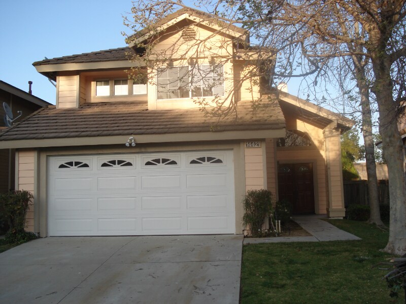 14421 Autumn Hill Ln in Chino Hills, CA - Building Photo