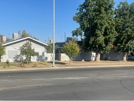 927 S Thorne Ave in Fresno, CA - Building Photo