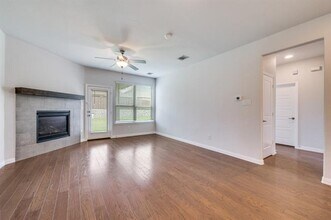 6136 Hightower St in Aubrey, TX - Building Photo - Building Photo