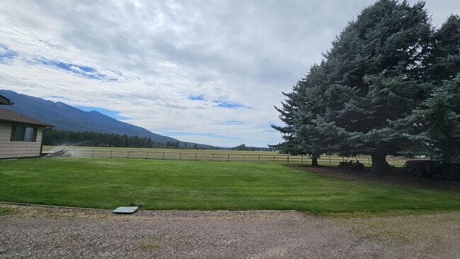 32791 Bugle Ln in Polson, MT - Building Photo - Building Photo