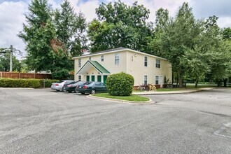 990 W Brevard St, Unit 111 in Tallahassee, FL - Foto de edificio - Building Photo