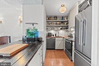 1301 Delaware Ave SW in Washington, DC - Building Photo - Building Photo