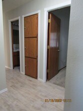 129 SE Churchill Way in Lawton, OK - Building Photo - Building Photo