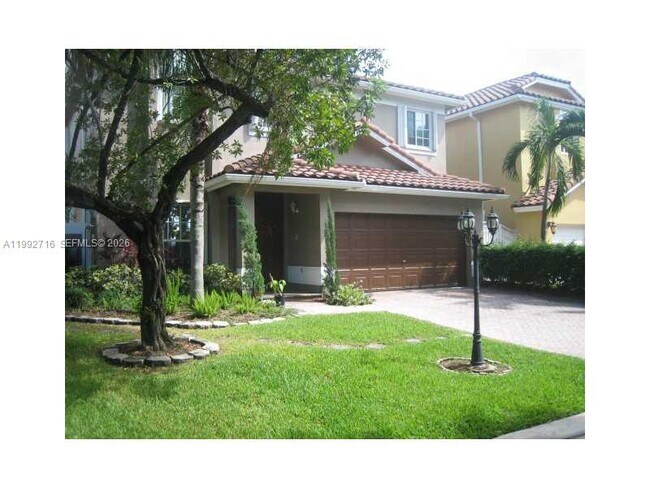 15071 SW 136th Pl in Miami, FL - Building Photo - Building Photo